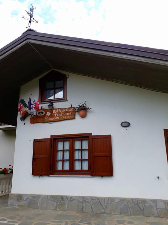 B&B Edelweiss Oulx Bagian luar foto
